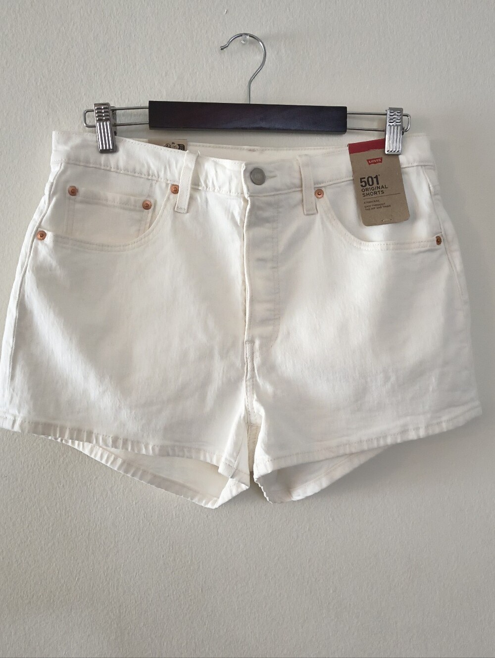 NWT Levi's 501 Original High Rise White Denim Button Fly Shorts Sz 31